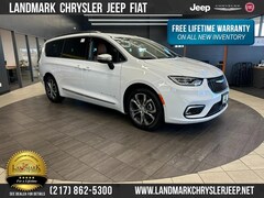 New 2026 Chrysler Pacifica for Sale in Springfield IL