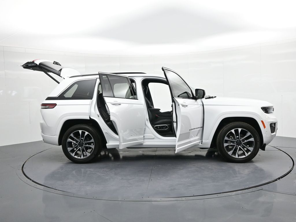 2025 Jeep Grand Cherokee Overland - Photo 26