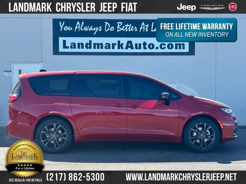 2026 Chrysler Pacifica Select's photo
