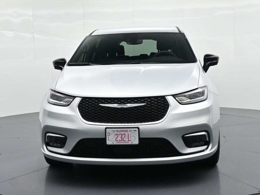 New 2026 Chrysler Pacifica Select Passenger Van