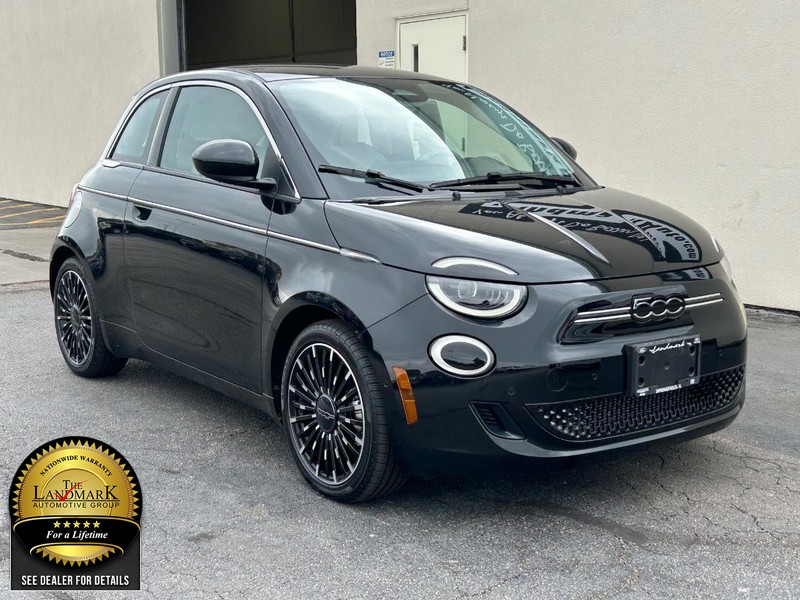 Used 2024 FIAT 500e Base with VIN ZFAFFAC45RX218542 for sale in Springfield, IL