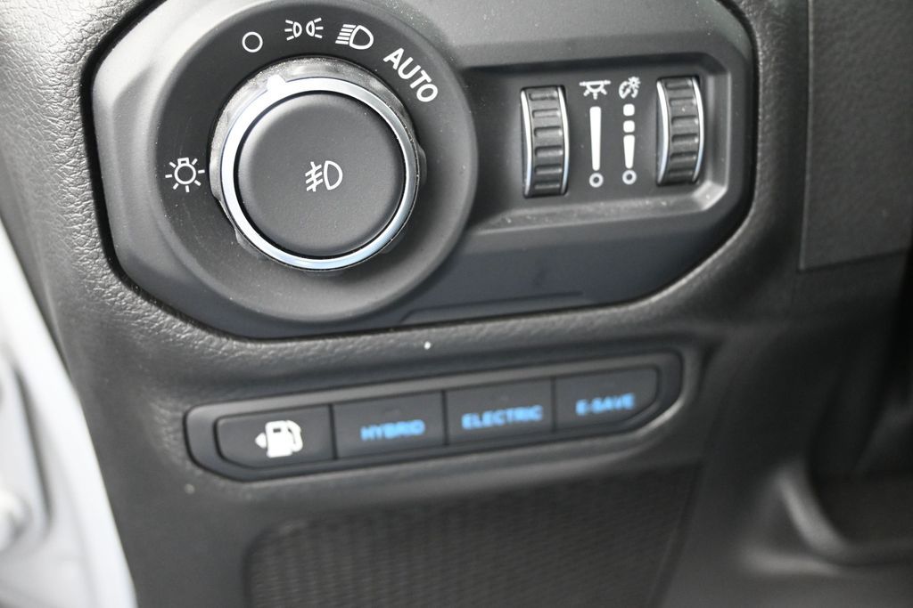 2022 Jeep Wrangler Unlimited Sahara 4XE - Photo 19