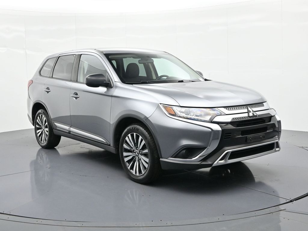 Used 2020 Mitsubishi Outlander ES SUV