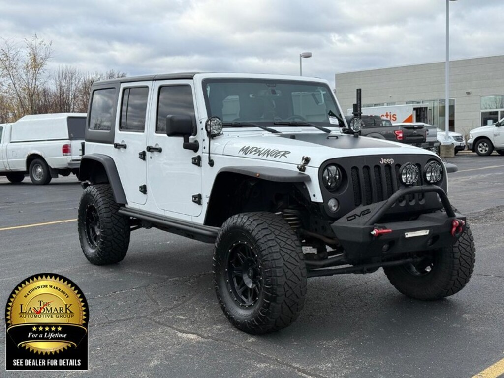 Used 2015 Jeep Wrangler Unlimited 4WD 4dr Sahara SUV