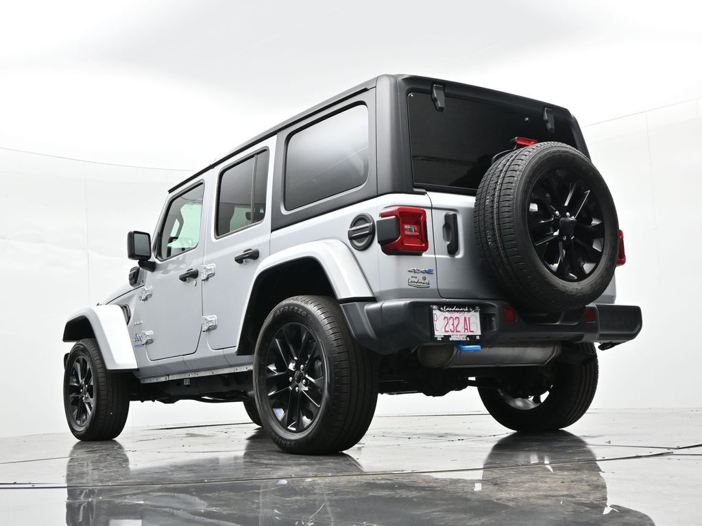 2022 Jeep Wrangler Unlimited Sahara 4XE - Photo 26