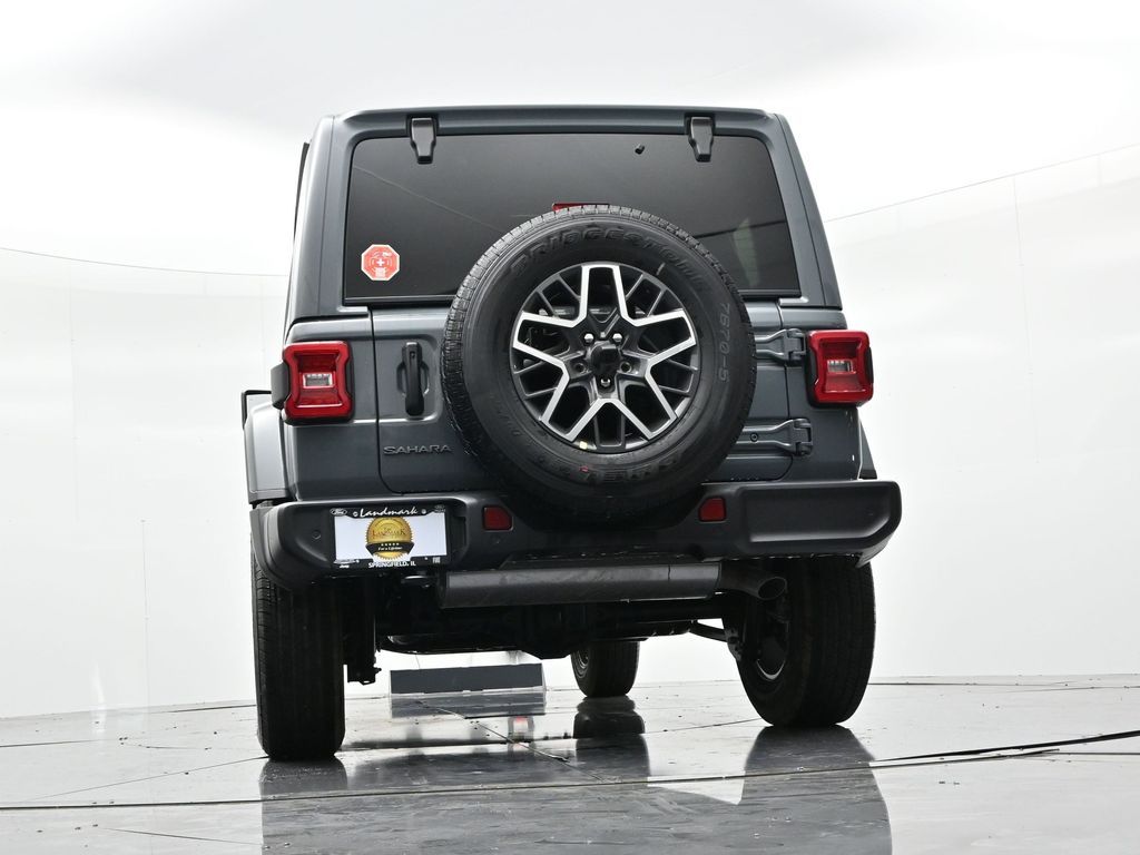 2026 Jeep Wrangler 4-Door Sahara - Photo 20