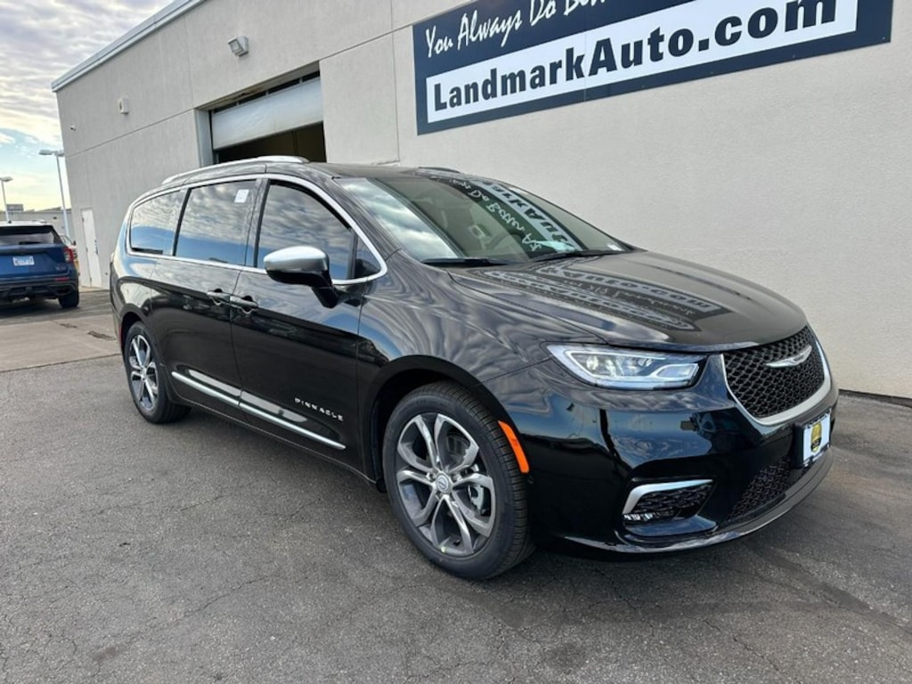 New 2026 Chrysler Pacifica Pinnacle FWD Passenger Van