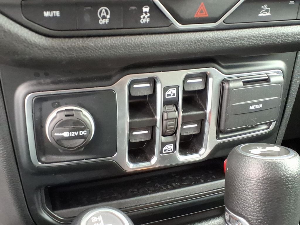 2024 Jeep Wrangler 4-Door Sport S - Photo 11