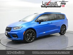 New 2026 Chrysler Pacifica for Sale in Springfield IL