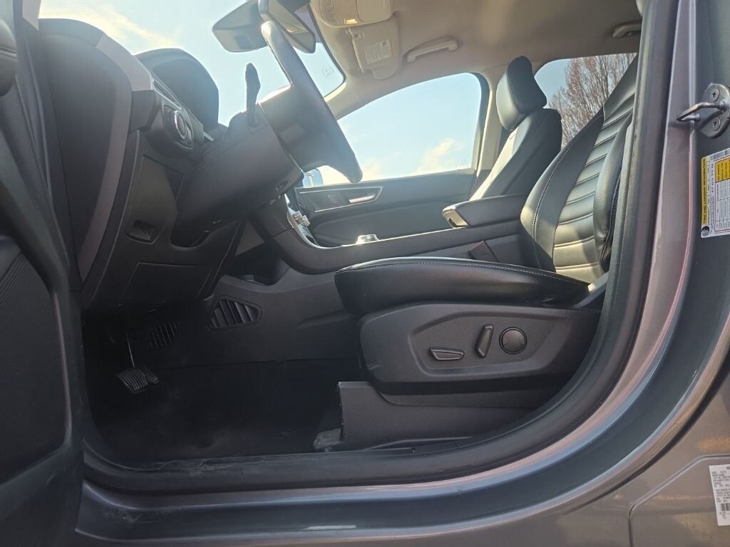 Used 2024 Ford Edge SEL SUV