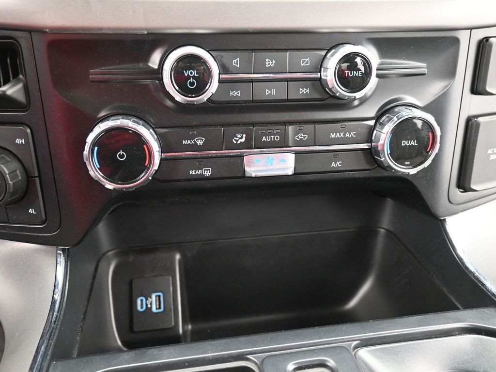 2024 Ford F-150 XLT - Photo 13