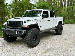 2025 Jeep Gladiator SPORT S 4X4 Pickup