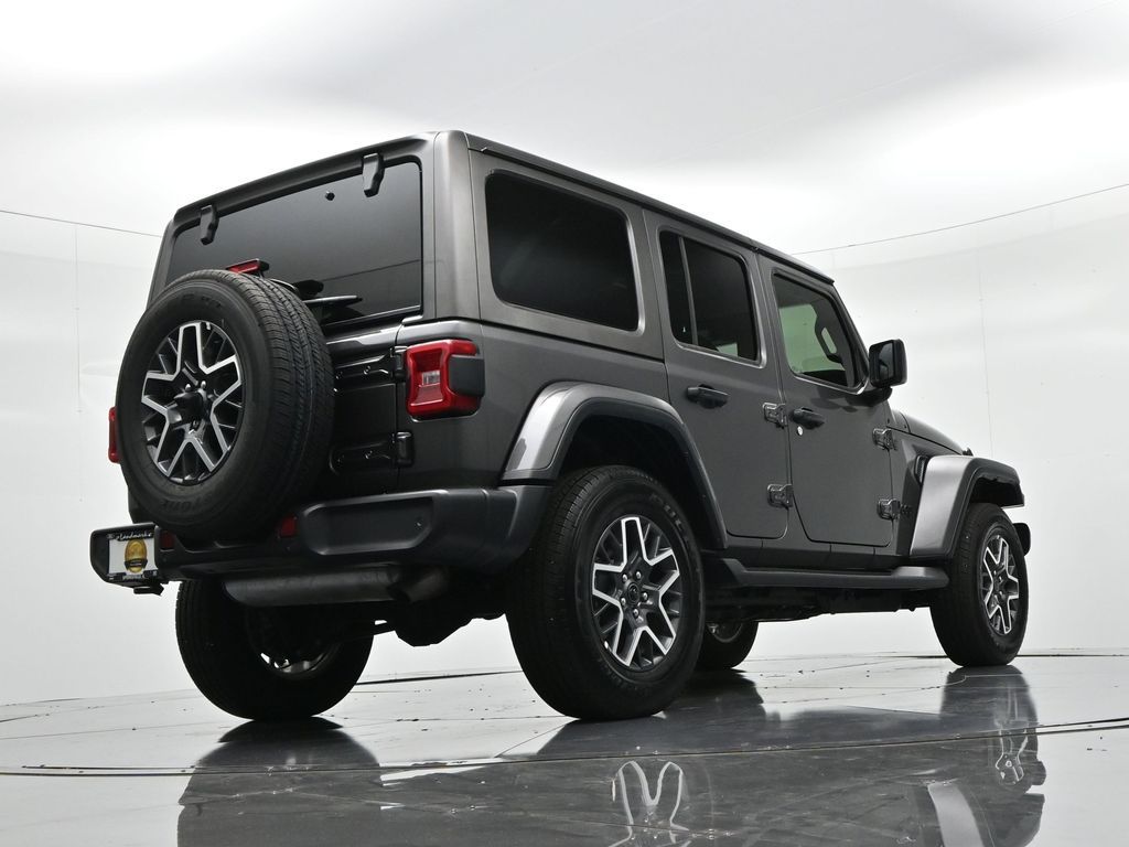2026 Jeep Wrangler 4-Door Sahara - Photo 20