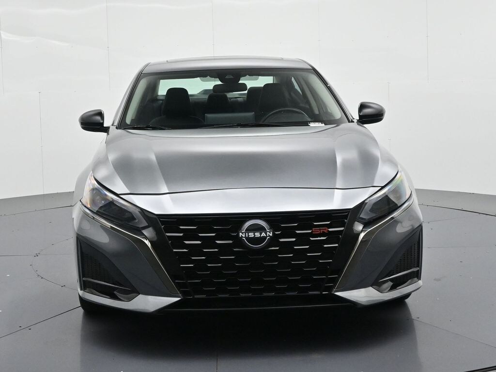 Used 2025 Nissan Altima 2.5 SR Sedan