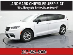 2026 Chrysler Pacifica Limited Passenger Van