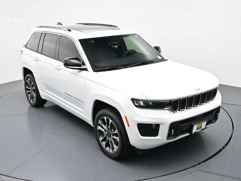 2025 Jeep Grand Cherokee Overland - Photo 18