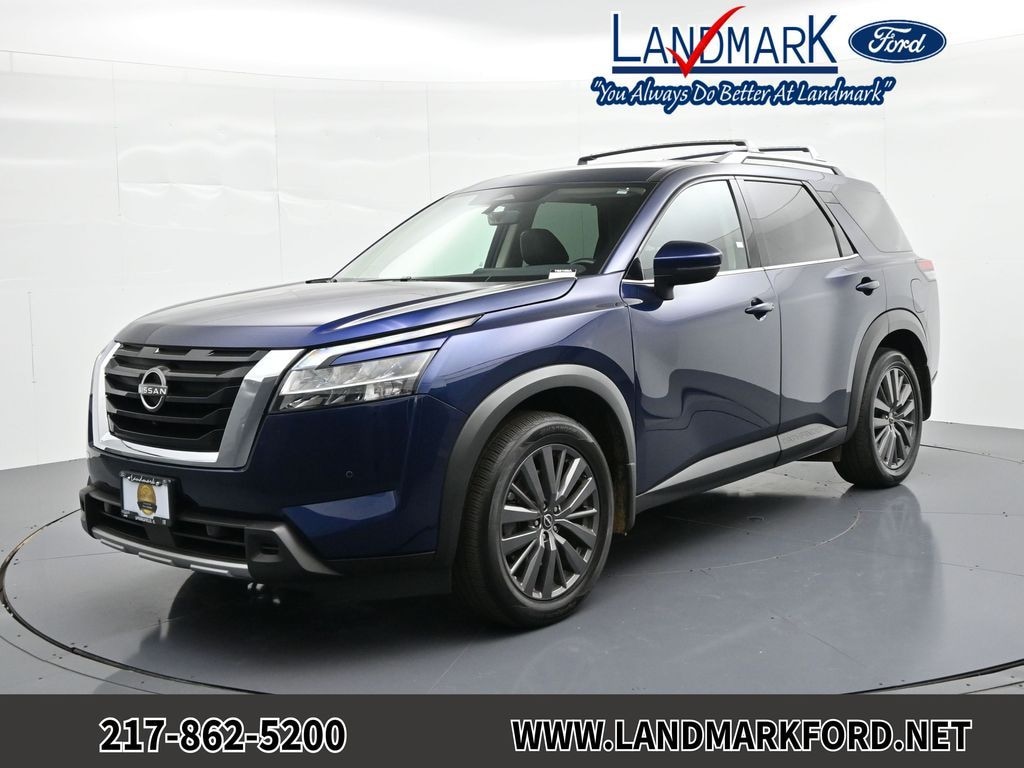 Used 2024 Nissan Pathfinder SL SUV