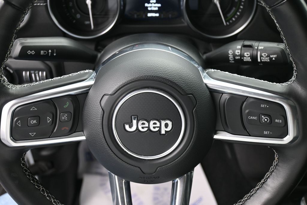 2022 Jeep Wrangler Unlimited Sahara 4XE - Photo 16
