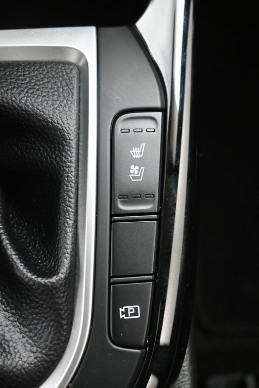 2022 Kia FORTE GT-Line - Photo 24