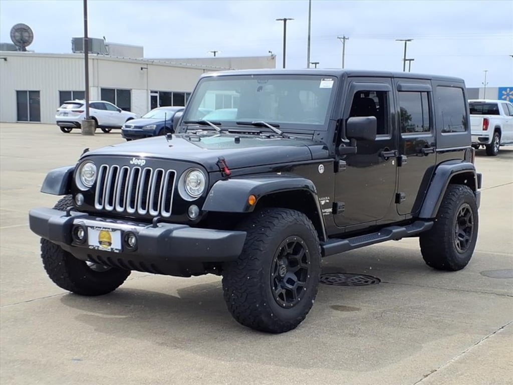 Used 2018 Jeep Wrangler JK Unlimited Sahara SUV