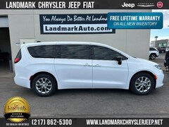New 2026 Chrysler Pacifica for Sale in Springfield IL
