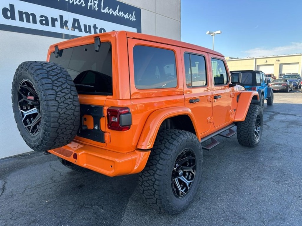 New 2025 Jeep Wrangler Willys 4 Door 4x4 Sport Utility