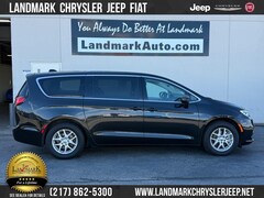 New 2023 Chrysler Pacifica for Sale in Springfield IL