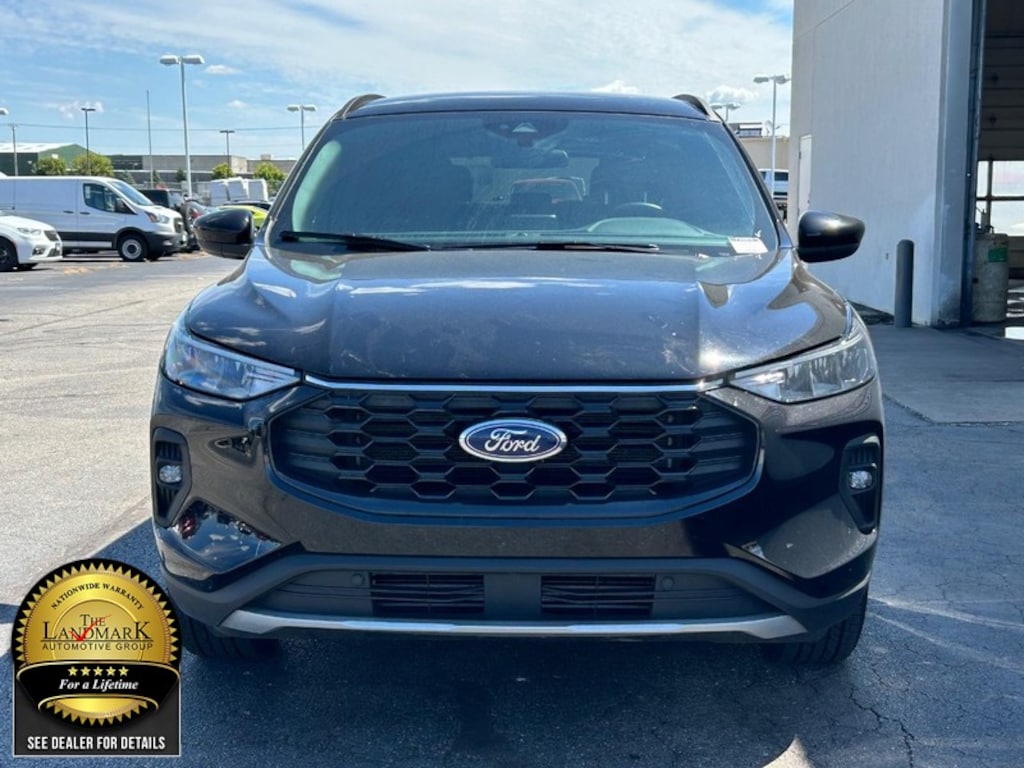 Used 2025 Ford Escape ST-Line Select AWD SUV
