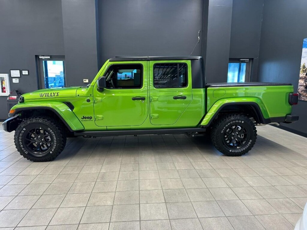 New 2025 Jeep Gladiator Willys Pickup