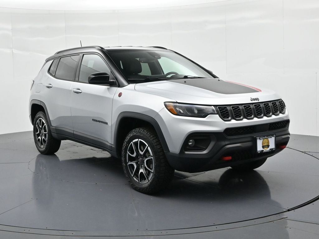Used 2025 Jeep Compass Trailhawk SUV