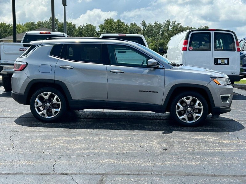 Used 2020 Jeep Compass Limited with VIN 3C4NJCCB6LT128803 for sale in Springfield, IL