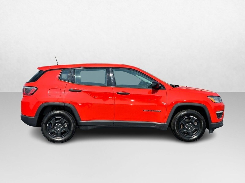 Used 2020 Jeep Compass Sport with VIN 3C4NJCAB5LT151010 for sale in Springfield, IL