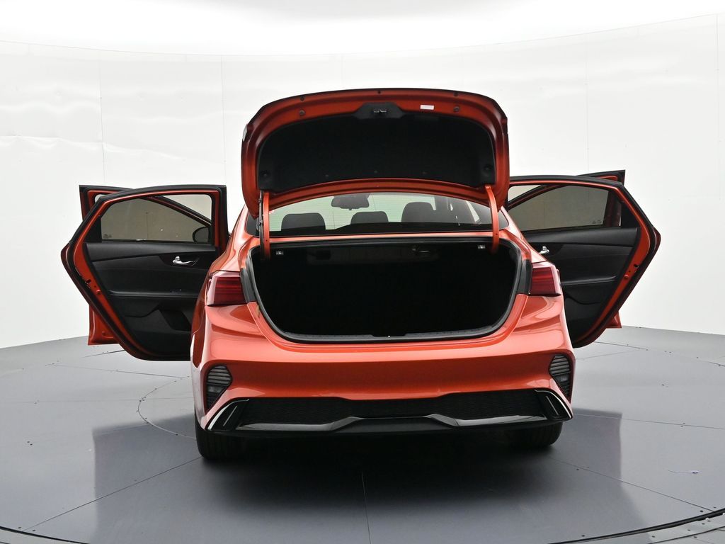 2022 Kia FORTE GT-Line - Photo 36