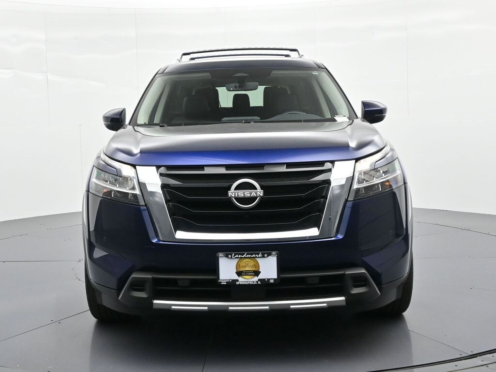 Used 2024 Nissan Pathfinder SL SUV
