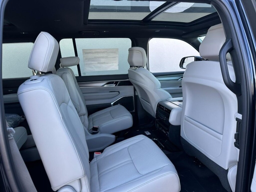 New 2025 Jeep Wagoneer Series II Limited 4x4 Sport Utility