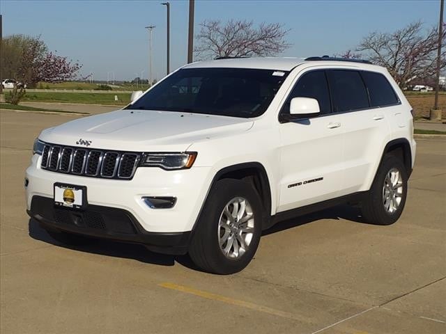 Used 2021 Jeep Grand Cherokee Laredo E with VIN 1C4RJFAG4MC672425 for sale in Springfield, IL