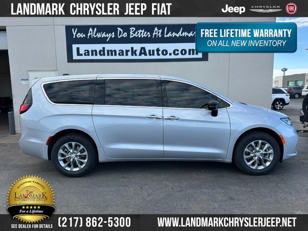 New 2026 Chrysler Pacifica Select AWD Passenger Van