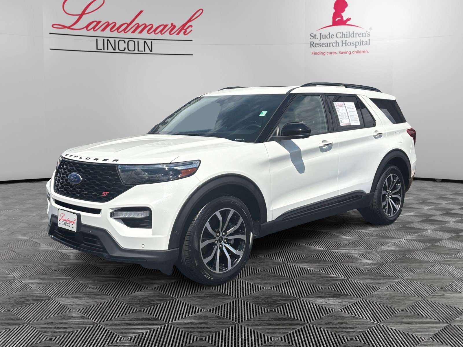 2020 Ford Explorer ST 4WD's photo