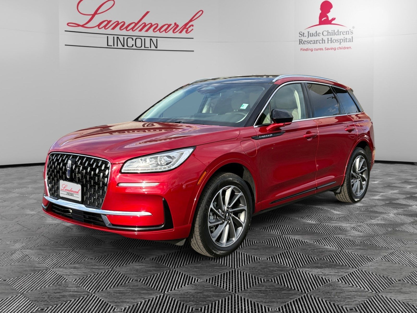 2024 Lincoln Corsair Grand Touring AWD's photo