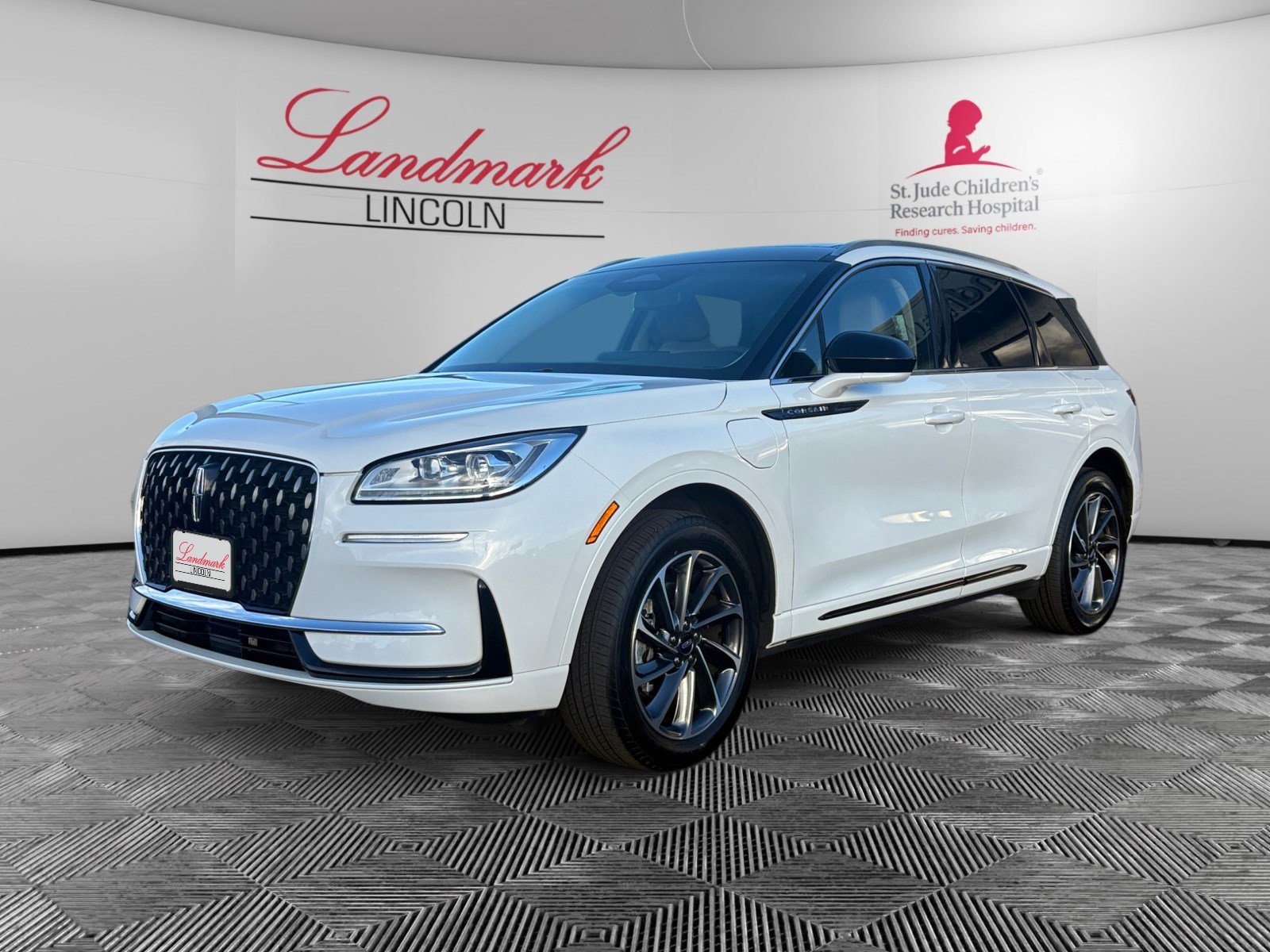 2024 Lincoln Corsair Grand Touring's photo