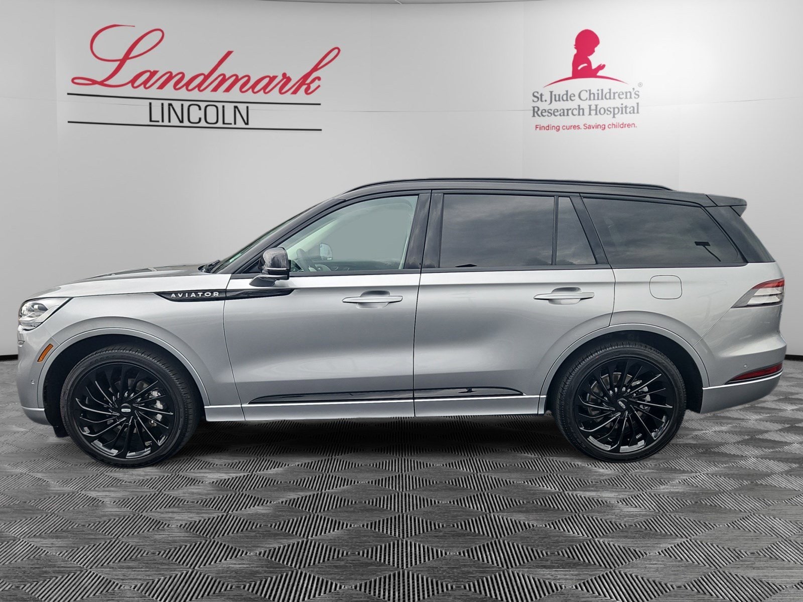 Certified 2023 Lincoln Aviator Black Label with VIN 5LM5J9XC7PGL32194 for sale in Englewood, CO