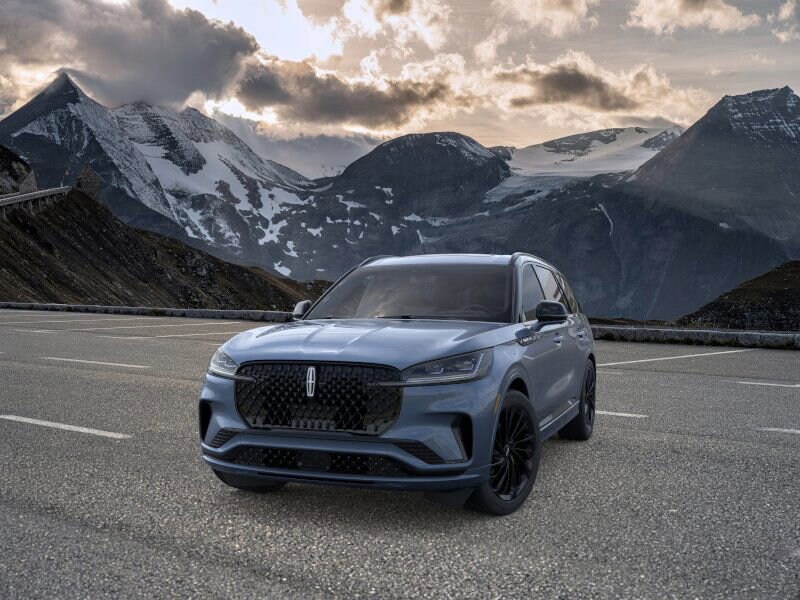 2025 Lincoln Aviator Reserve photo 2