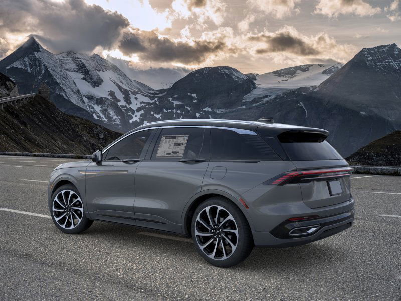 2025 Lincoln Nautilus Black Label photo 4