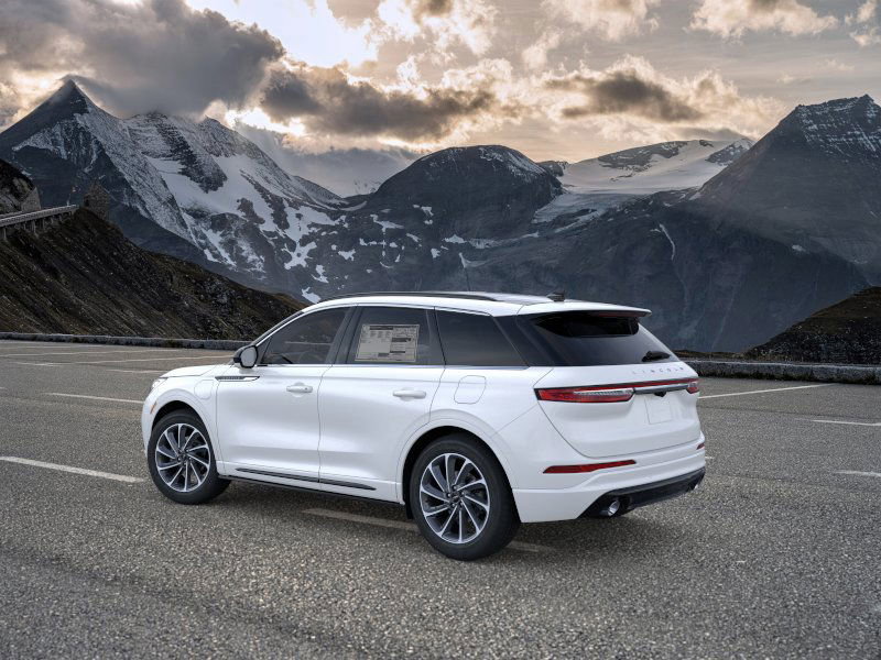 2025 Lincoln Corsair Grand Touring photo 4