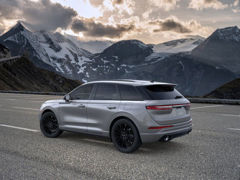 2026 Lincoln Corsair Premiere photo 3