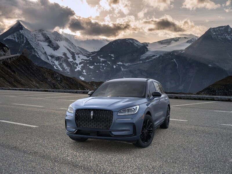2025 Lincoln Corsair Grand Touring photo 2
