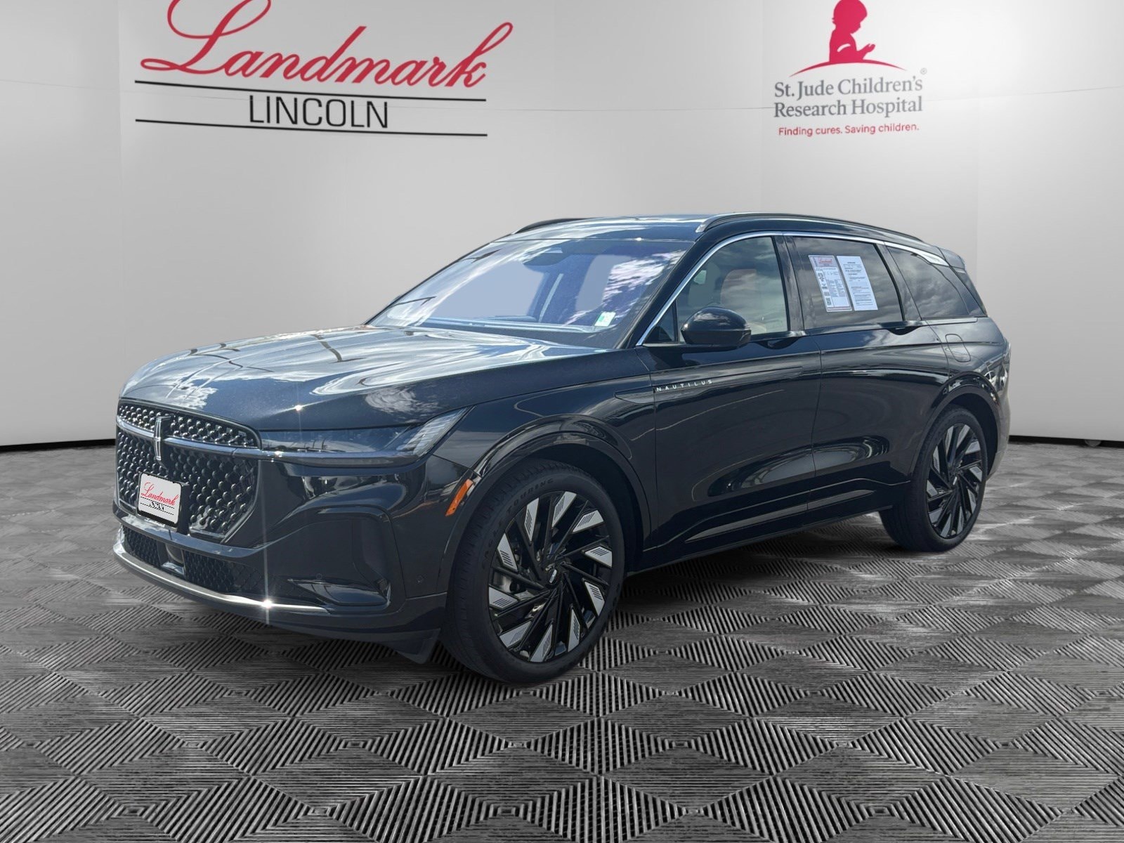 2024 Lincoln Nautilus Black Label AWD's photo