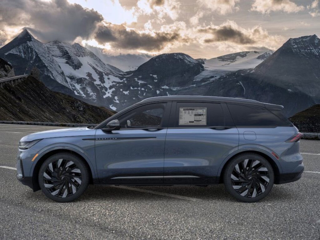 New 2025 Lincoln Nautilus Reserve SUV