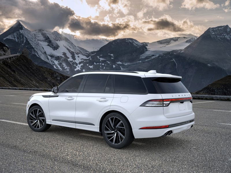 2026 Lincoln Aviator Black Label photo 4