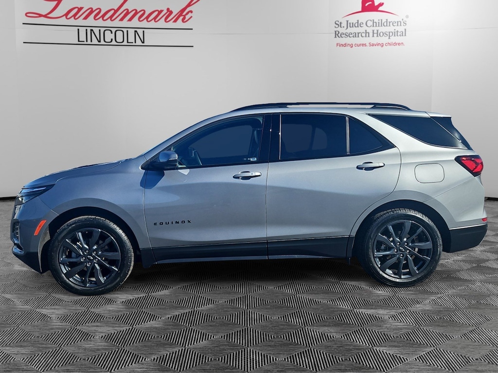 Used 2023 Chevrolet Equinox RS AWD  RS